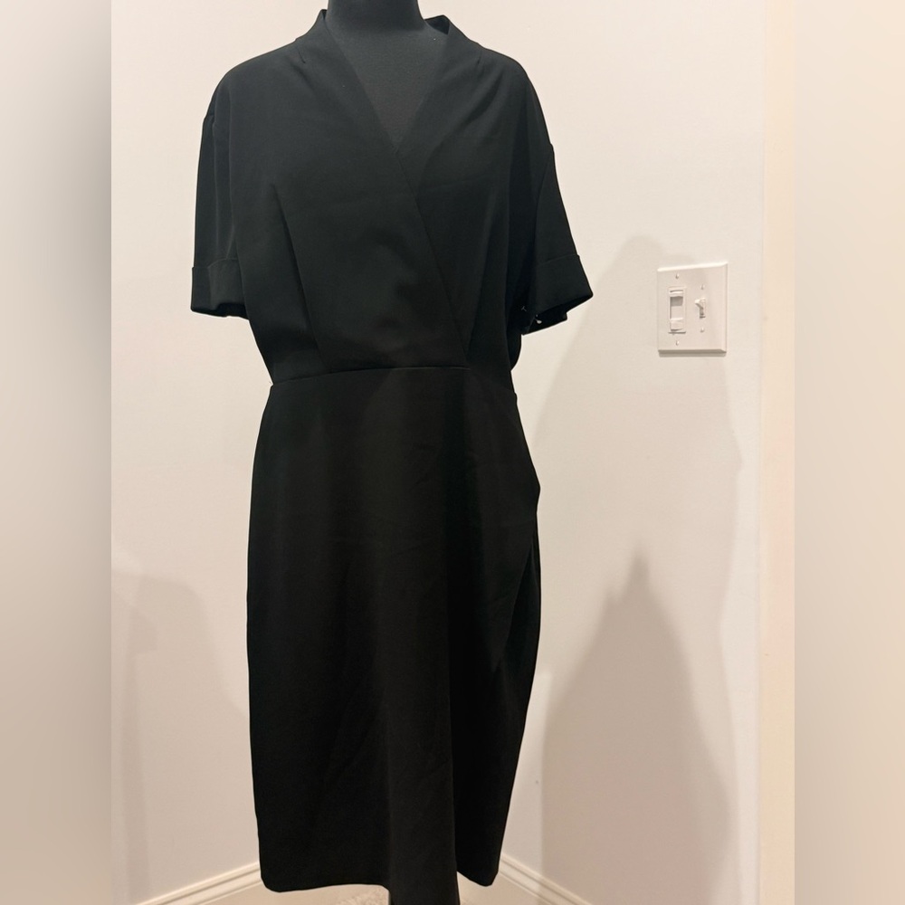 MM Lafleur Classic Tory Black Midi Dress